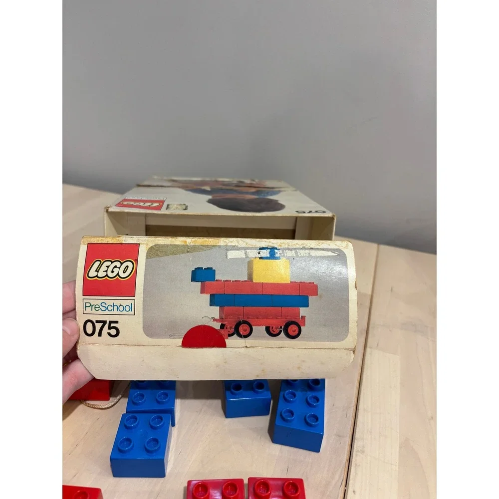 Vintage 1974 LEGO PreSchool Set 075 Pull Toy Wagon 16 Pieces Original Box